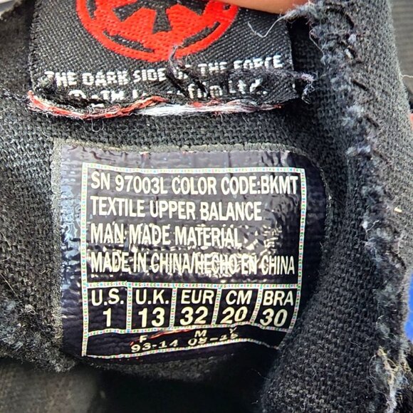 Skechers Star Wars Limited  Edition Kids Size 1 - Picture 7 of 8